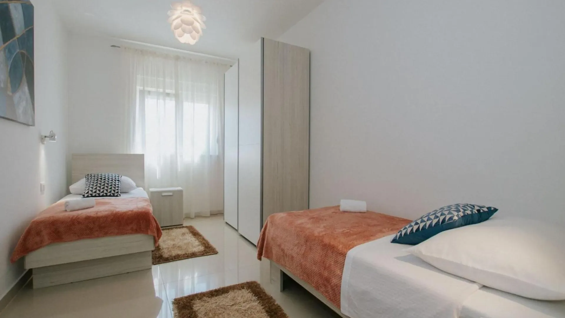 Scenic Sea View Apartment Trogir - Two Bedroom Apartment With Balcony And Sea View Kroatien